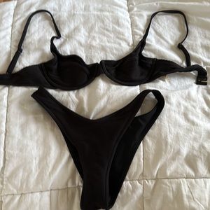Zulu and zephyr black bikini set